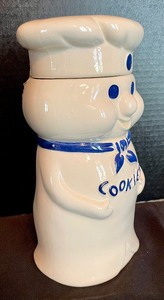 lot 181 image: Charming Cookie Jar