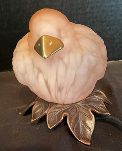 lot 187 image: Pretty Petite Bird Lamp