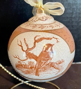 lot 267 image: Adorable Ornament with Stand