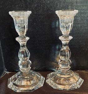 lot 268 image: Crystal and Clear Glass Grouping