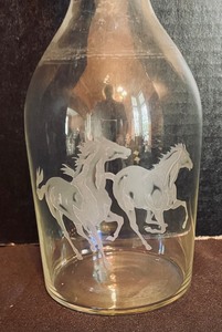 lot 269 image: Vintage Horse Motif Decanter