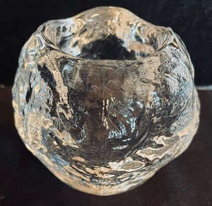 lot 281 image: Snowball Candle Holder by Kosta Boda