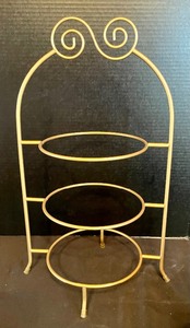 lot 286 image: Home Decor and More