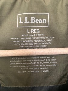 lot 210 image: LL Bean Mens Winter Jacket, Size Large