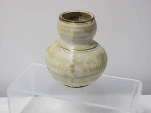 lot 67 image: Signed Studio Art Pottery Vase - S.C. Rolf