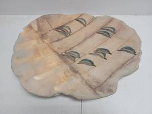 lot 20 image: Stunning Fine Art Studio Pottery Tray