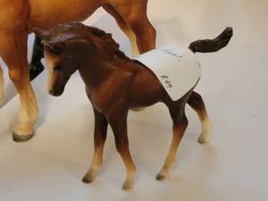 lot 109C image: Vintage Breyer Horse Collection - Arabian Foal, Grazing Mare, Clydesdale Foal - 84, 4000, 141