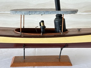 lot 21 image: Vintage Ship Model