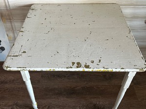 lot 25 image: Vintage Shabby Chic Style Wooden Painted Card Table