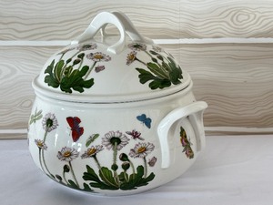 lot 30 image: Portmeirion Botanic Garden Covered Dish