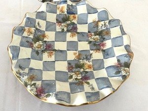 lot 11 image: Two Mackenzie Childs Morning Glory Platters