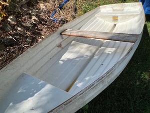 lot 6 image: Vintage Bristol Skiff Boat