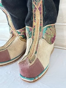 lot 148 image: Vintage Tibetan Boots