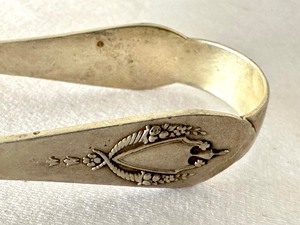 lot 141 image: Vintage Sterling Silver Pickle Tongs