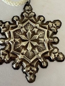 lot 140A image: Vintage 1971 Gorham Sterling Silver Ornament