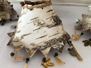 lot 142A image: Decorative Birch Basket and Birch Lamp Shades