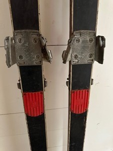 lot 127 image: Pair of Vintage Pckeret Skis