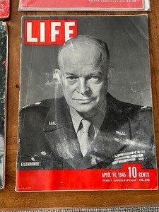 lot 126 image: Three Vintage LIFE Magazines and a Vintage Screen Guide Magazine