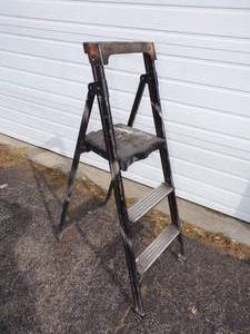 lot 34 image: Step Ladder