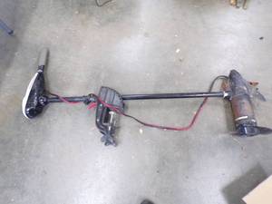 lot 79 image: Minn Kota Trolling Motor