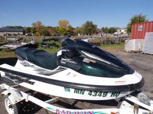 lot 18 image: 1998 Yamaha XL1200W Jet Ski PWC  Trailer not included