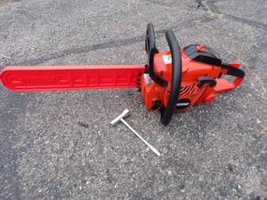 lot 5 image: ECHO Gas Chain Saw