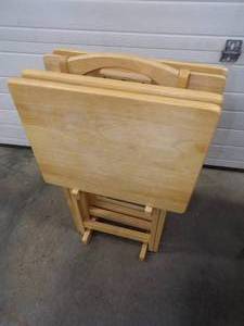 lot 31 image: 4 Folding TV Trays with Stand