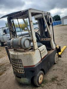 lot 4 image: HYSTER Fork Lift