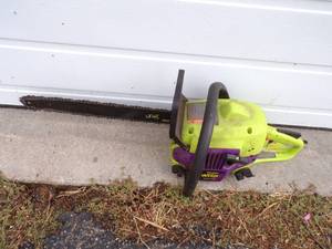 lot 125 image: 18 Pouland Chain Saw