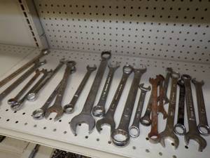 lot 62 image: Wrenches