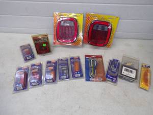 lot 162 image: Trailer Tail Lights and Clearance lights