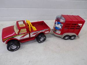 lot 167 image: Nylnt Horse Stables Truck and Trailer
