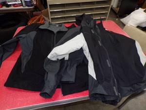 lot 197 image: Pair of XL Light Jackets