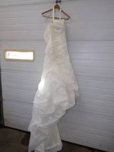 lot 212 image: Wedding Dress