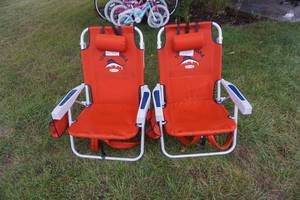 lot 40 image: 2 - Tommy Bahama Beach Chairs