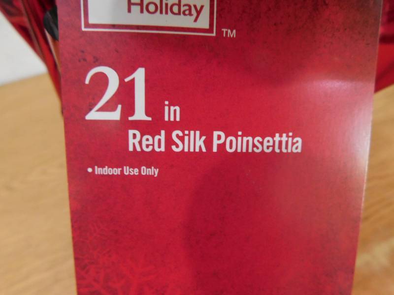21 Red Silk Poinsettia