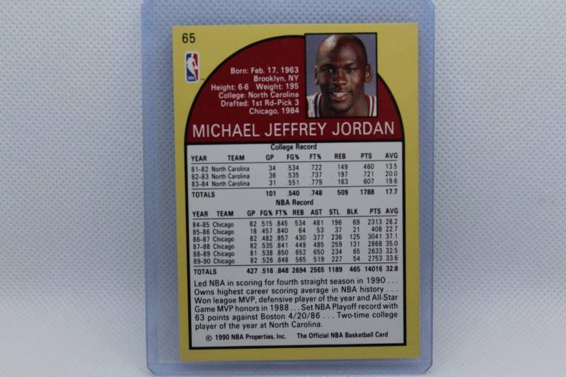 lot 107 image: Michael Jordan 1990 NBA Hoops No. 65