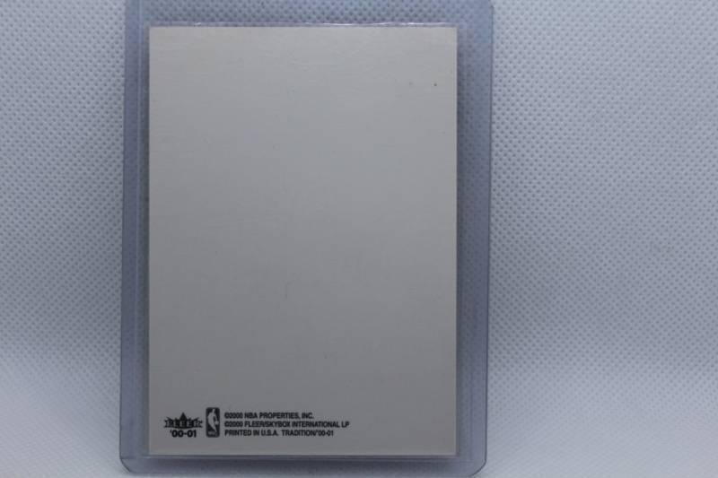 lot 45 image: Vince Carter Old School Raptor Fleer 00-01