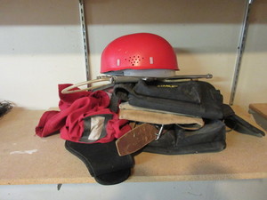 lot 523 image: HANDYMAN ACCESSORIES