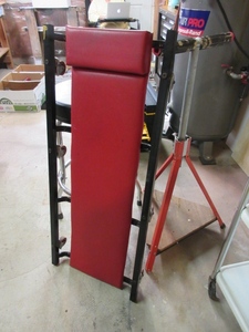 lot 527 image: GARAGE ACCESSORIES