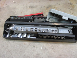 lot 533 image: A TRAY OF ASSORTED SOCKETS