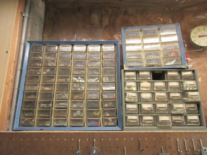 lot 541 image: PARTS BINS FILLED WITH PARTS
