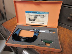 lot 567 image: MITUTOYO COMBIMIKE DIGITAL OUTSIDE MICROMETER