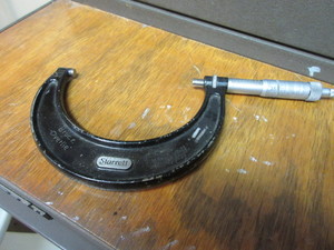 lot 569 image: STARRETT 3M-4M  MICROMETER