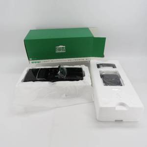 lot 10 image: Greenlight 118 Scale Artisan Limited Edition 1967 Plymouth Belvedere GTX