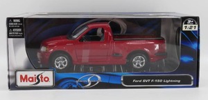 lot 16 image: Maisto 121 Scale Ford SVT F-150 Lightning Red NIB