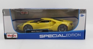 lot 43 image: Maisto 118 Scale 2017 Ford GT Yellow Diecast Model NIB