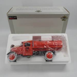 lot 49 image: SpecCast Steel Replica Truck Phillips 66 NIB