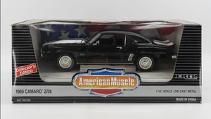 lot 152 image: Ertl American Muscle 118 Scale 1969 Camaro Z28 Black Diecast