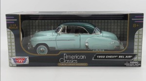 lot 165 image: Motor Max 118 Scale American Classics 1950 Chevy Bel Air
